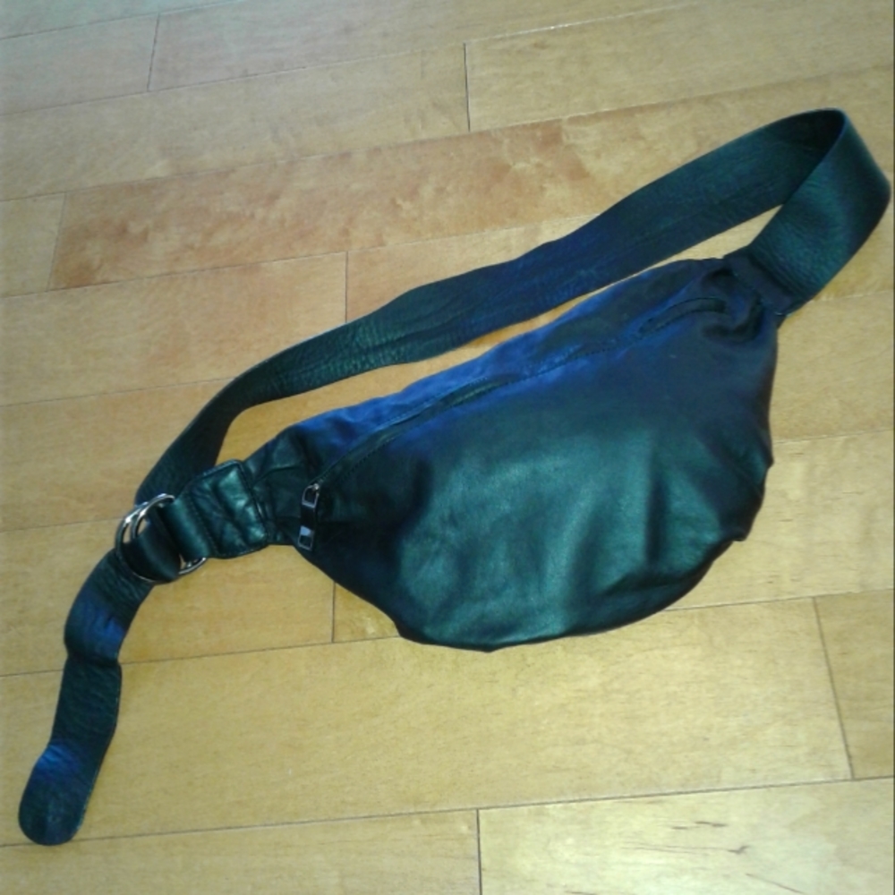 NEW Zara Man sheep leather Adjustable Waist Belt shoulder Croissant Bag Fanny
